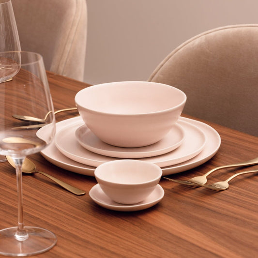 Little bowls dinnerware by Fable Home, in a blushpink color. – #blushpink