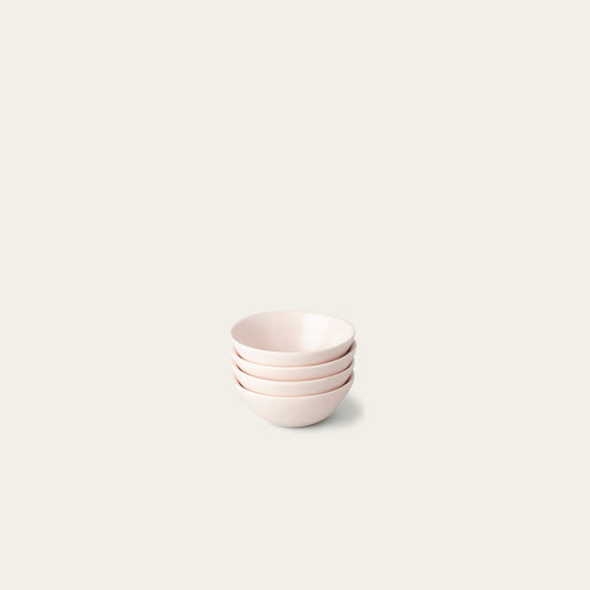 Little bowls dinnerware by Fable Home, in a blushpink color. – #blushpink