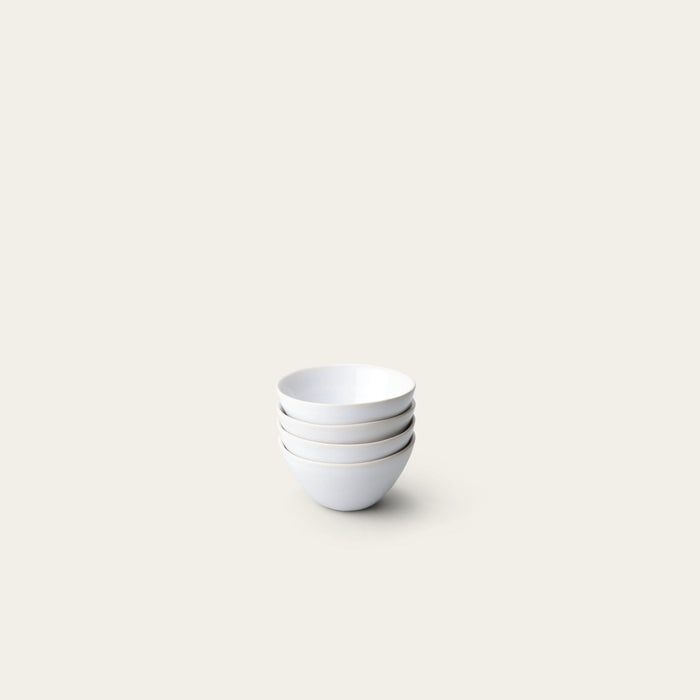 Little bowls dinnerware by Fable Home, in a pearlwhite color. – #pearlwhite