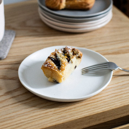 Dessert plates dinnerware by Fable Home, in a speckledwhite color. – #speckledwhite