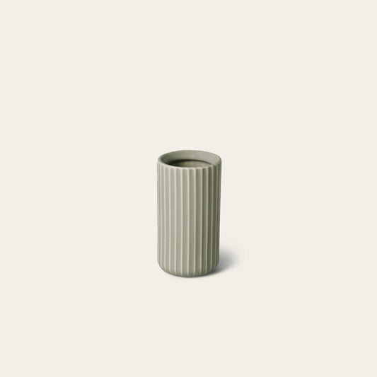 Short bud vase decor by Fable Home, in a beachgrassgreen color. – #beachgrassgreen