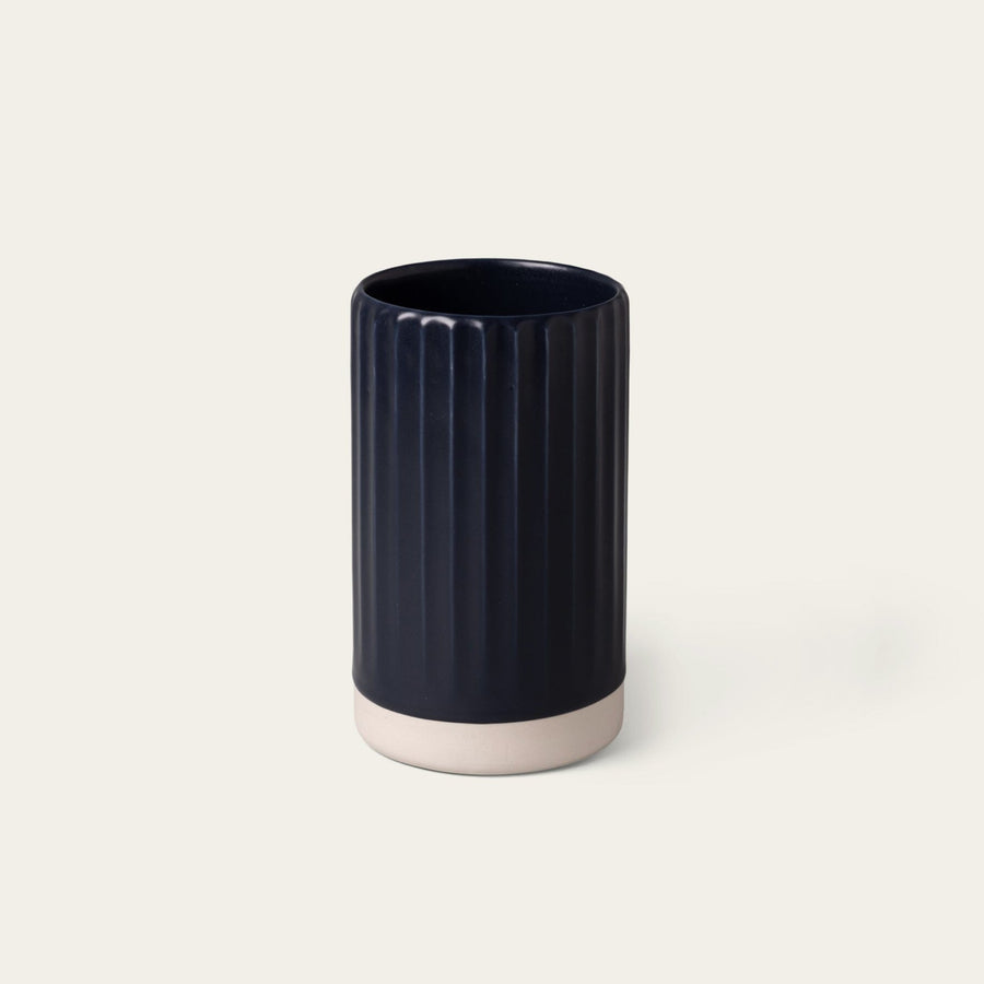 Vase decor by Fable Home, in a midnightblue color. – #midnightblue