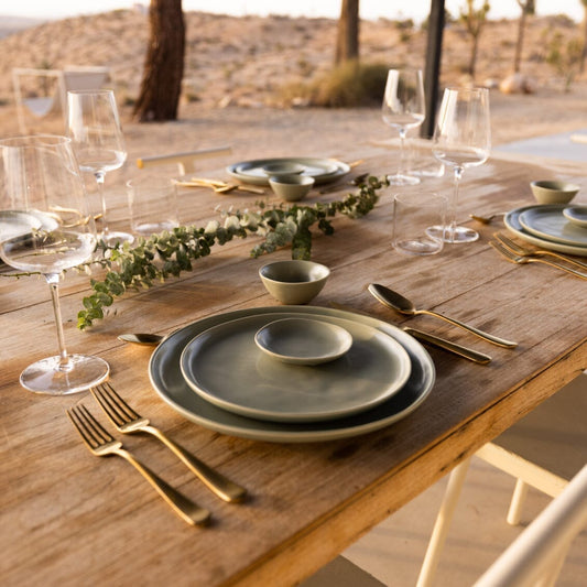 Little plates dinnerware by Fable Home, in a beachgrassgreen color. – #beachgrassgreen