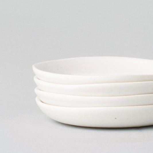 Little plates dinnerware by Fable Home, shown in a speckledwhite finish. – #speckledwhite